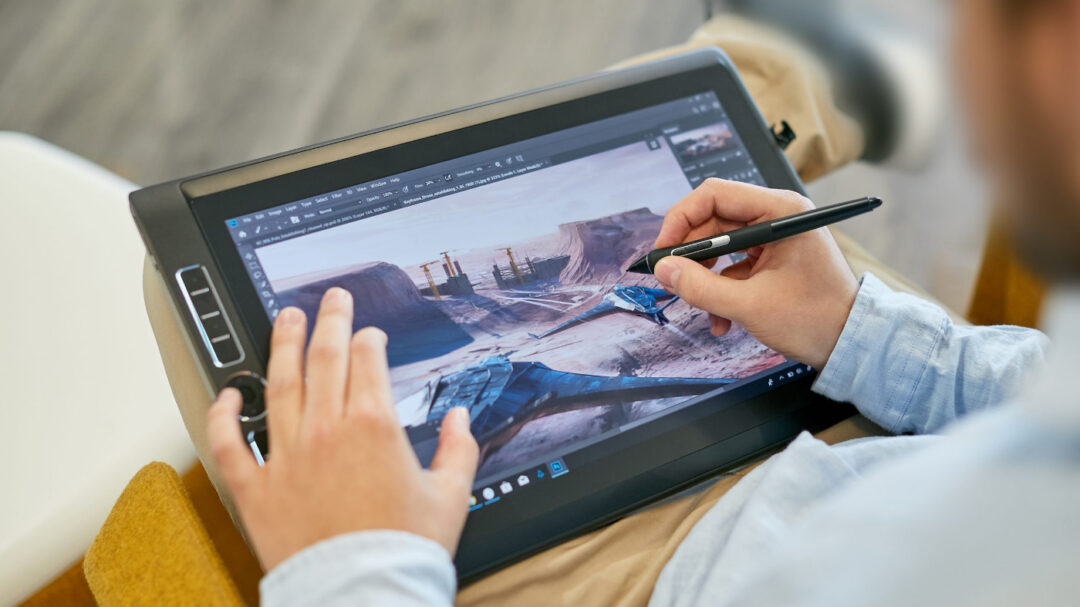 MobileStudio-Pro-16 In USe